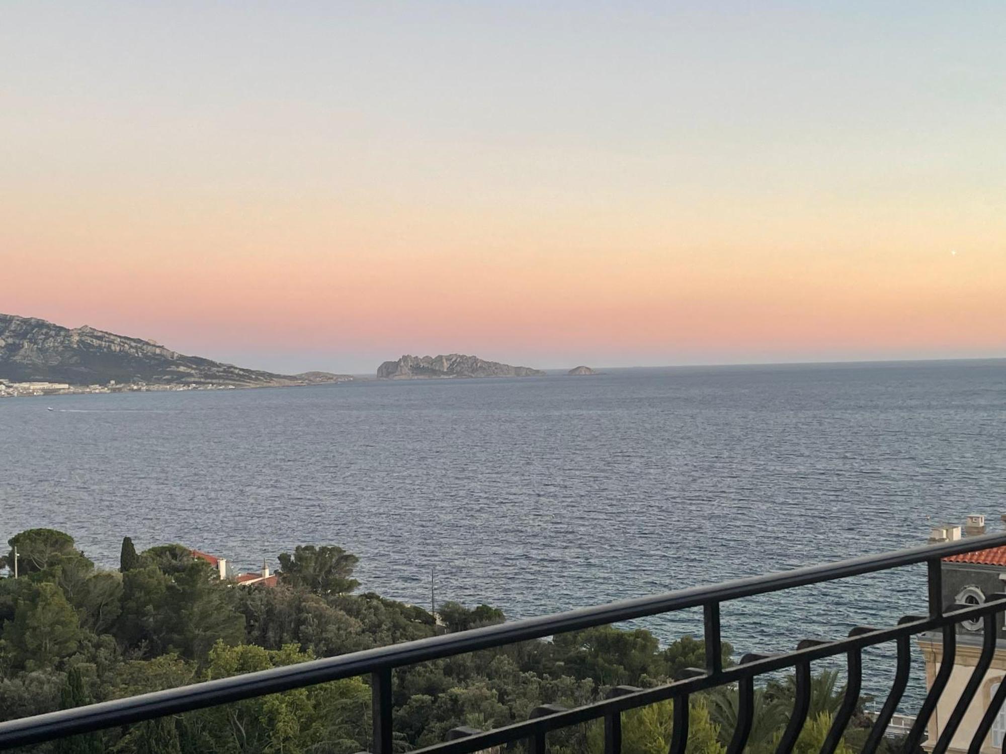 Apartamento Vu Sur Mer Corniche Marsella Exterior foto
